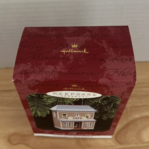 1997 hallmark keepsake ornament, nostalgic houses in shops café, 14th in series - Picture 5 of 7